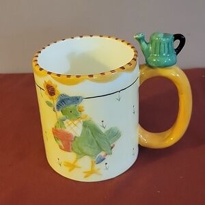 1997 Home in the Garden Mug  PELZMAN DESIGNS Green Bird with Water Bucket